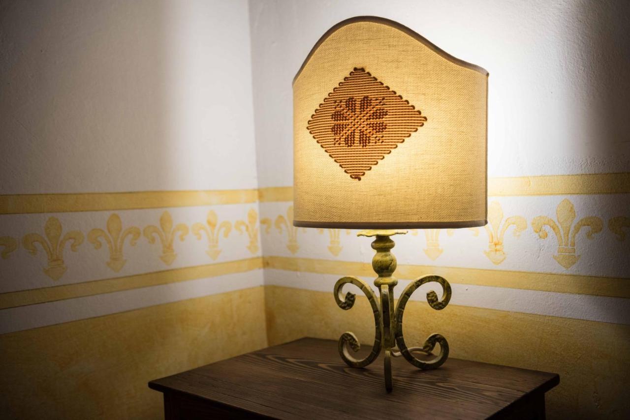 Hotel Anticos Palathos Orosei Bagian luar foto