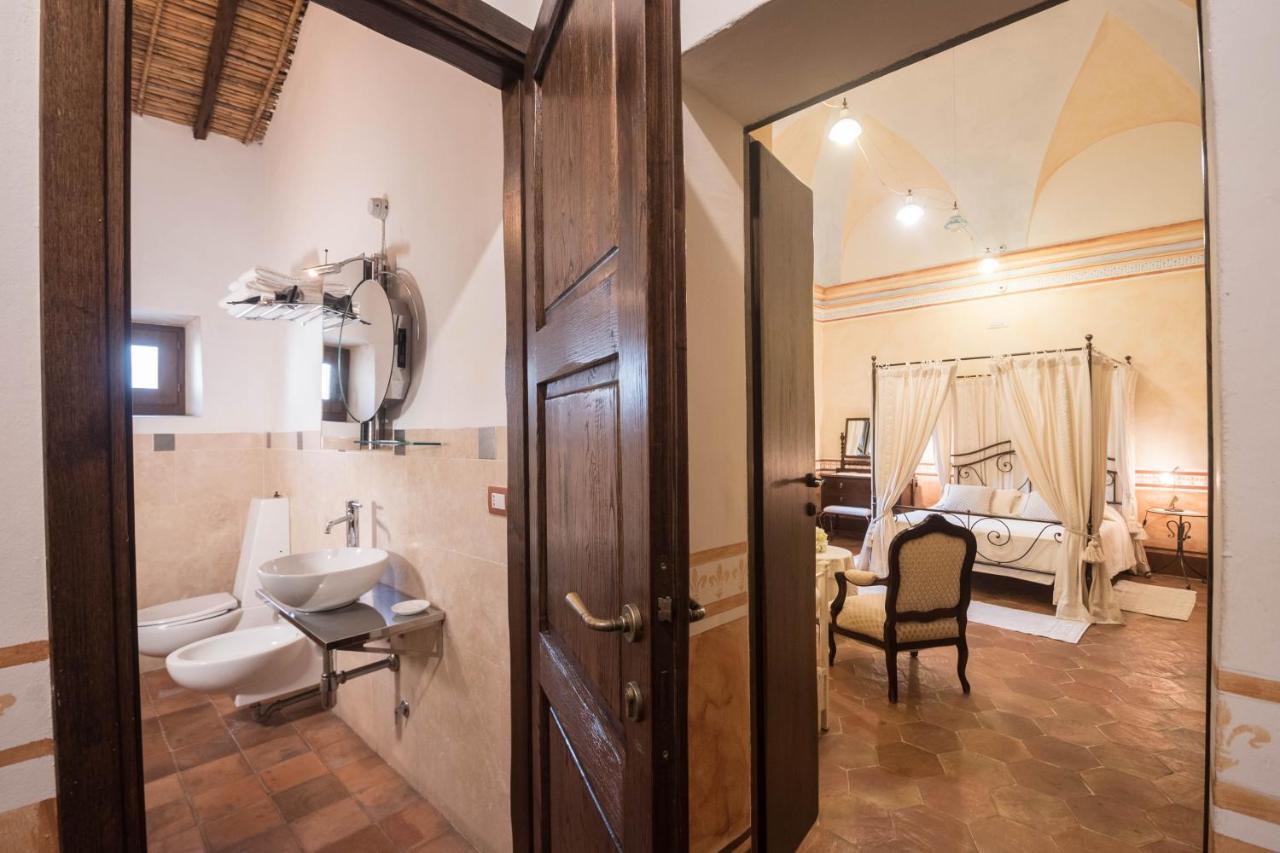 Hotel Anticos Palathos Orosei Bagian luar foto