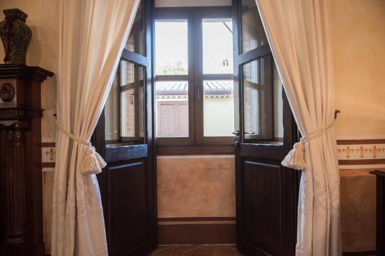 Hotel Anticos Palathos Orosei Bagian luar foto